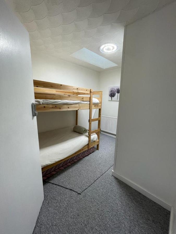 Bridge Street En Suite Rooms Merthyr Tydfil Buitenkant foto